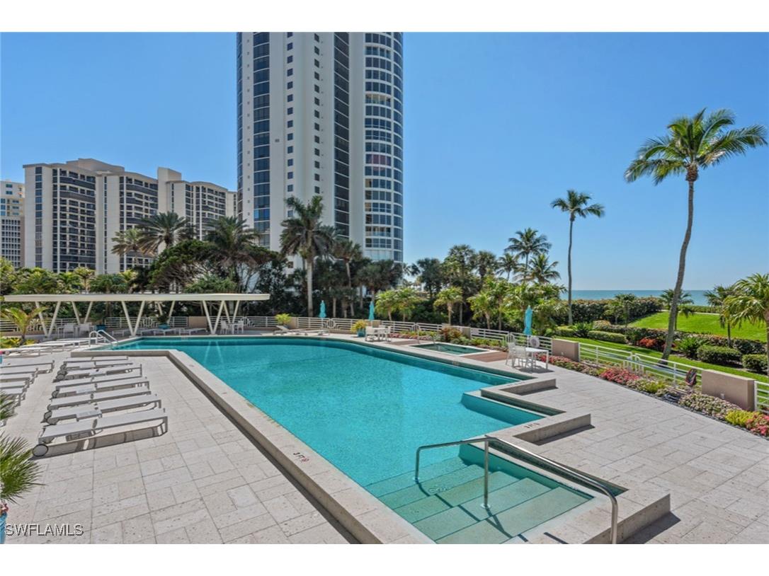 4651 Gulf Shore Boulevard N #101 Naples FL 34103 226005992 image33