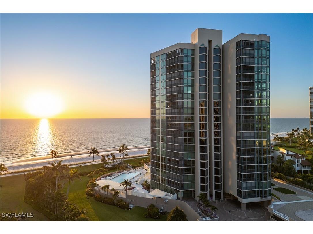 4651 Gulf Shore Boulevard N #101 Naples FL 34103 226005992 image38