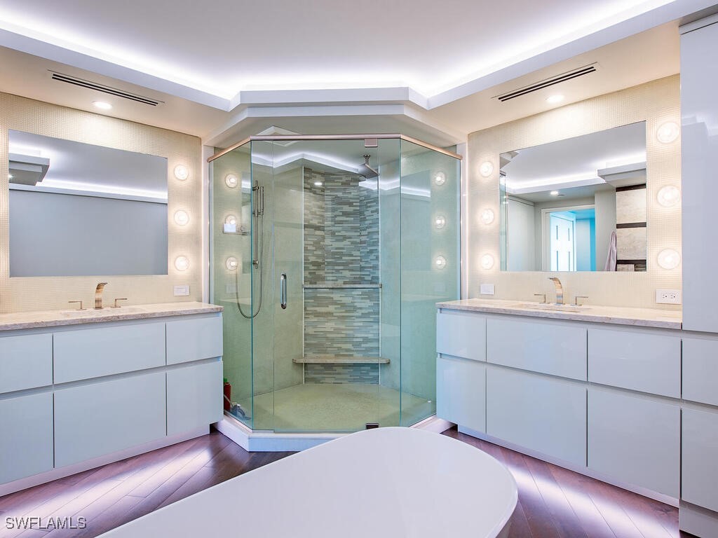 4651 Gulf Shore Boulevard N #1102 Naples FL 34103 225082747 image9