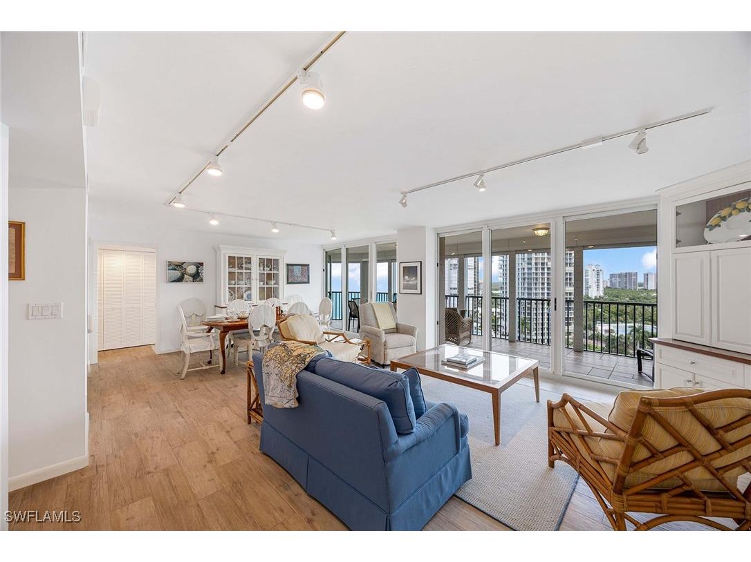 4651 Gulf Shore Boulevard N #1106 Naples FL 34103 225068394 image15