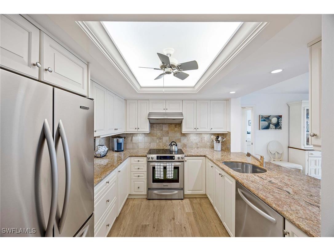 4651 Gulf Shore Boulevard N #1106 Naples FL 34103 225068394 image19