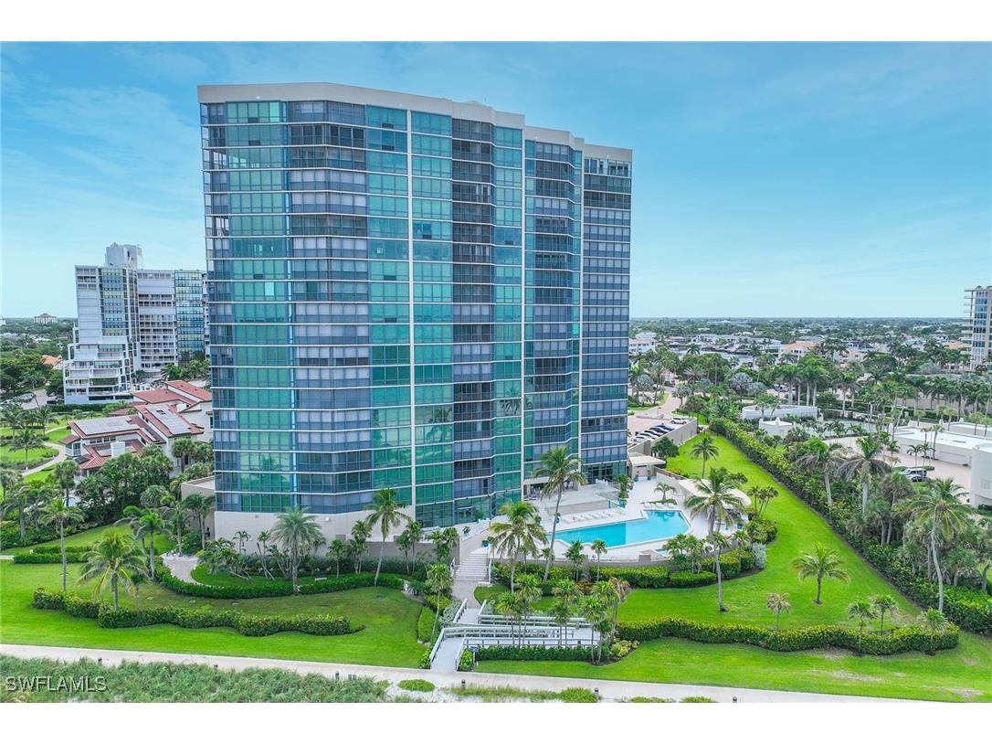 4651 Gulf Shore Boulevard N #1106 Naples FL 34103 225068394 image41