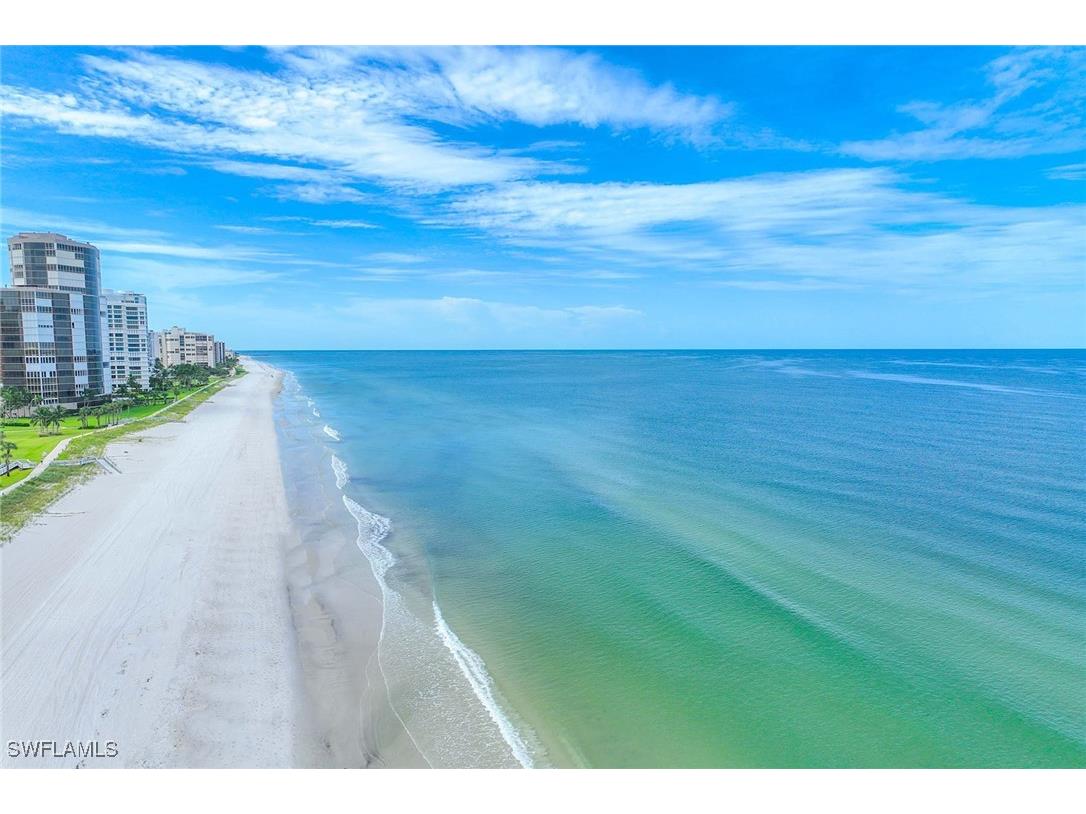 4651 Gulf Shore Boulevard N #1106 Naples FL 34103 225068394 image42