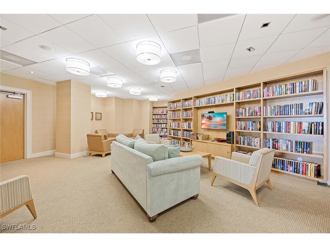 4651 Gulf Shore Boulevard N #1106 Naples FL 34103 225068400 image5