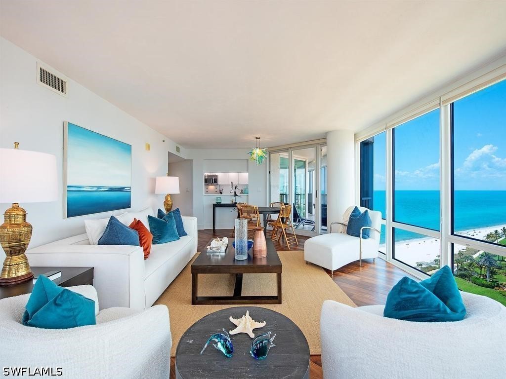 4651 Gulf Shore Boulevard N #1707 Naples FL 34103 226007182 image2