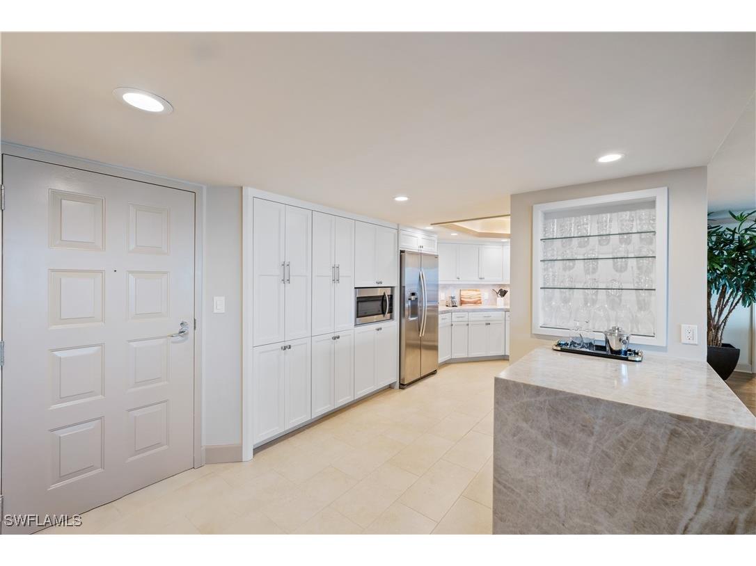 4651 Gulf Shore Boulevard N #1805 Naples FL 34103 225072637 image10