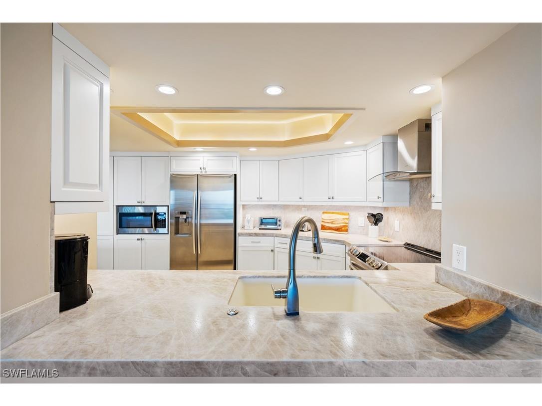 4651 Gulf Shore Boulevard N #1805 Naples FL 34103 225072637 image14