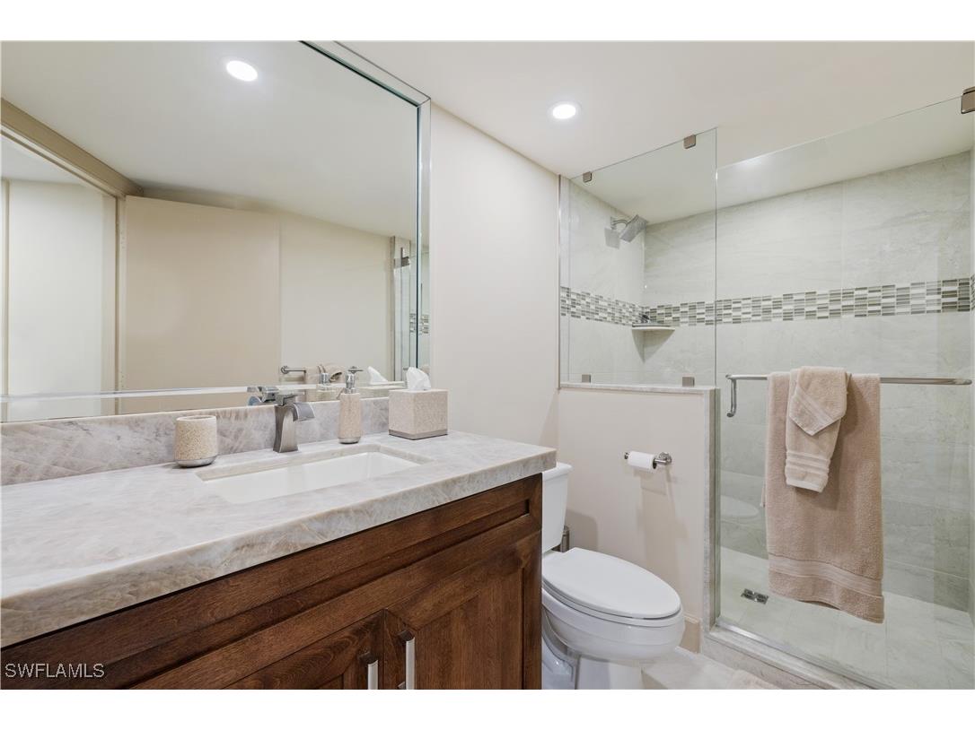 4651 Gulf Shore Boulevard N #1805 Naples FL 34103 225072637 image31