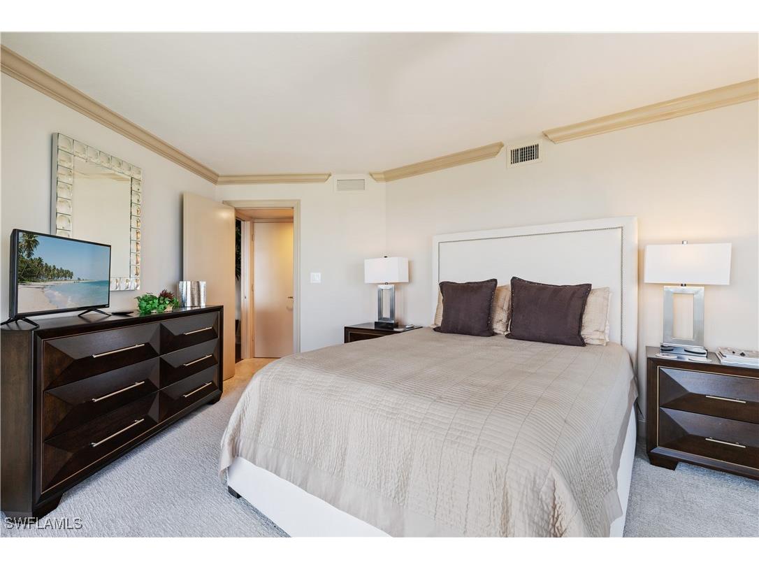 4651 Gulf Shore Boulevard N #1805 Naples FL 34103 225072637 image35