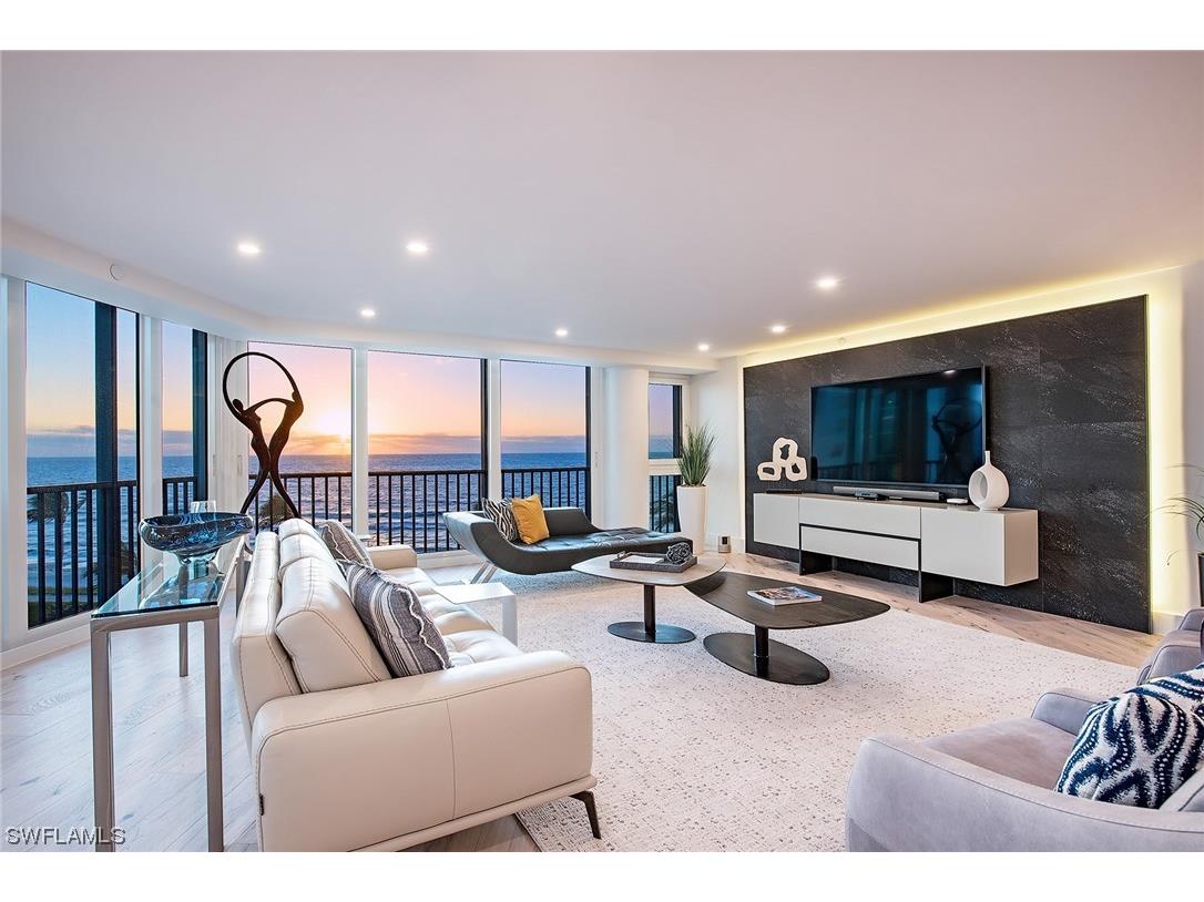 4651 Gulf Shore Boulevard N #501 Naples FL 34103 223094393 image1