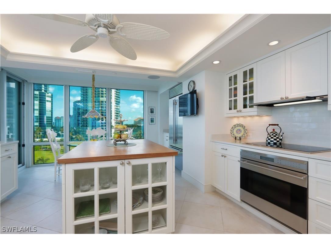 4651 Gulf Shore Boulevard N #504 Naples FL 34103 226006636 image8