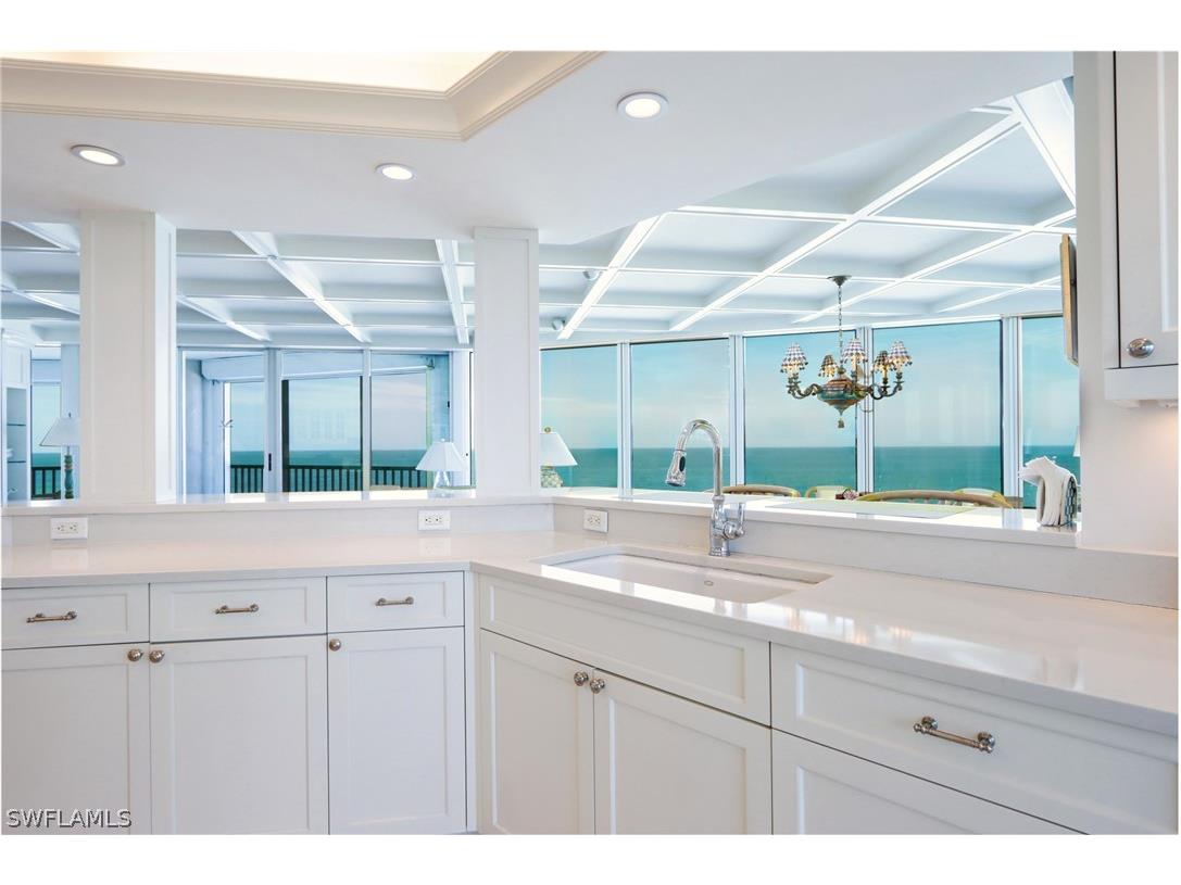 4651 Gulf Shore Boulevard N #504 Naples FL 34103 226006636 image9