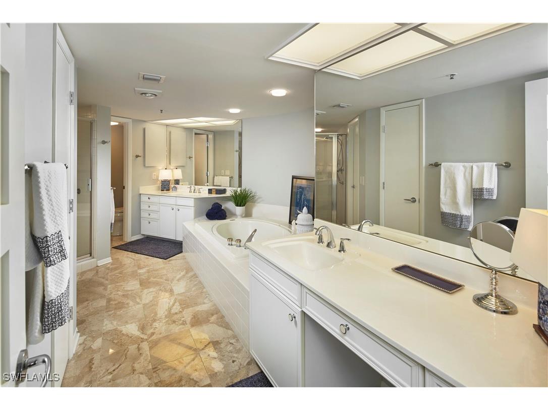 4651 Gulf Shore Boulevard N #901 Naples FL 34103 225082988 image12