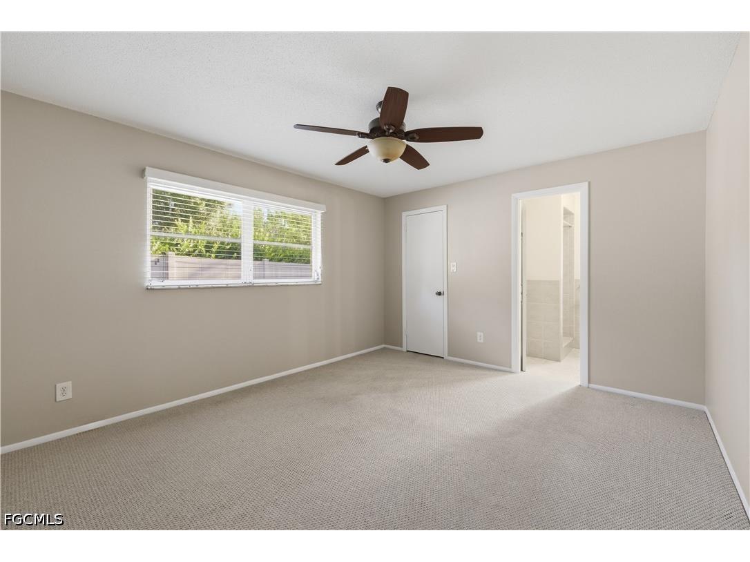 4652 Siesta Circle Fort Myers FL 33901 2026007977 image12