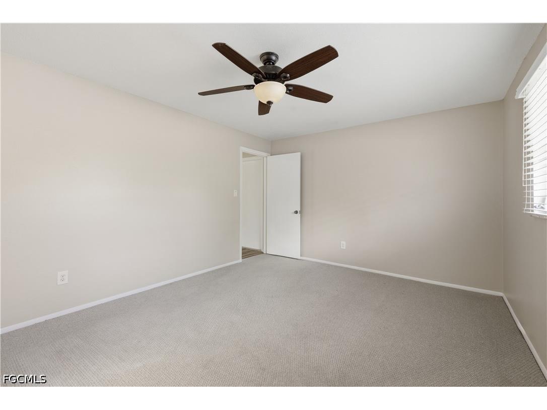 4652 Siesta Circle Fort Myers FL 33901 2026007977 image13