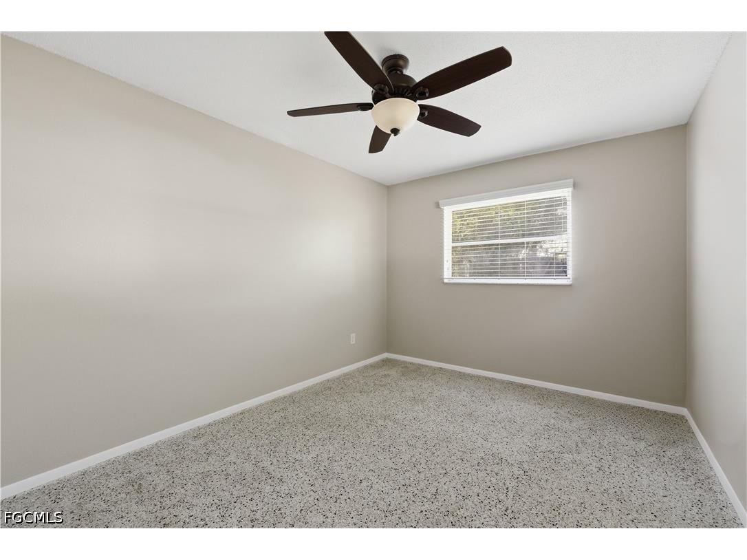 4652 Siesta Circle Fort Myers FL 33901 2026007977 image15
