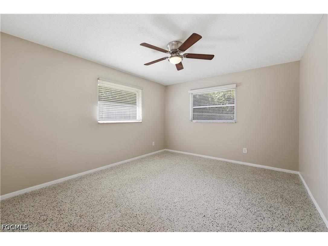 4652 Siesta Circle Fort Myers FL 33901 2026007977 image19