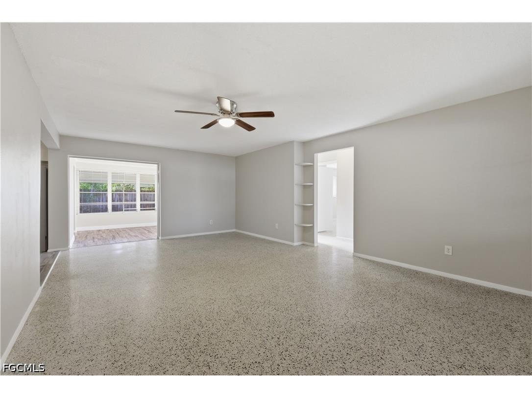 4652 Siesta Circle Fort Myers FL 33901 2026007977 image7
