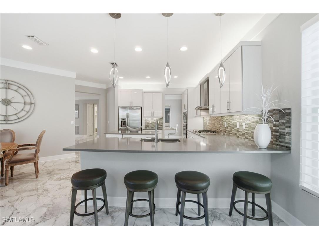 4654 Kensington Circle Naples FL 34119 225084053 image8