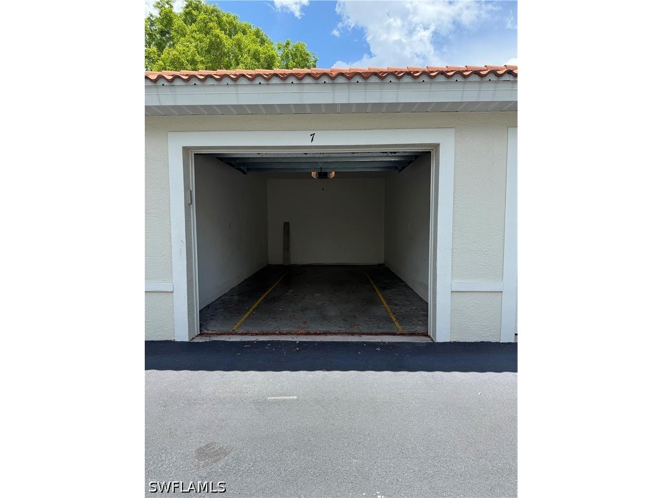 Naples FL 34109 226022048 image11