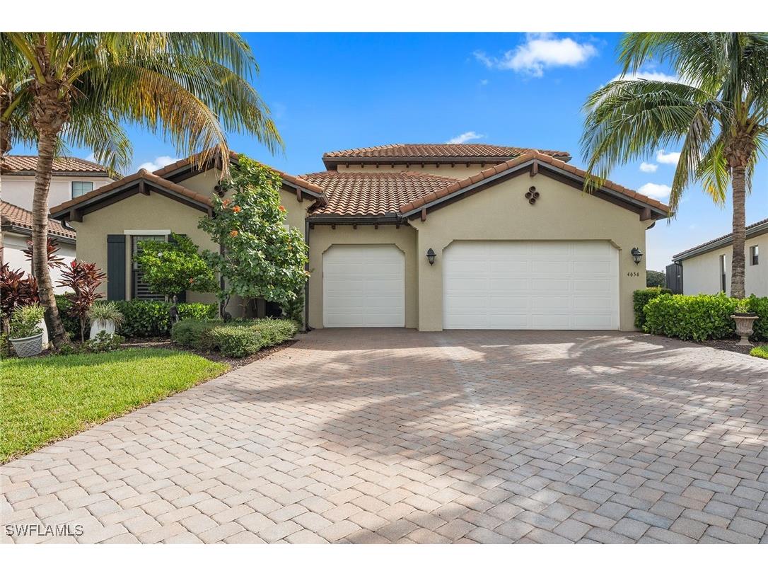 4656 Abaca Circle Naples FL 34119 224068956 image1