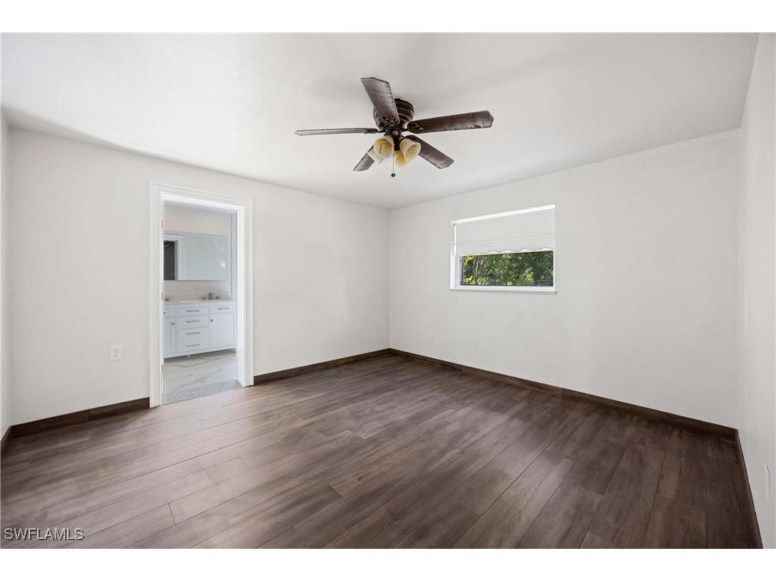 4656 Capri Drive Naples FL 34103 225059310 image11