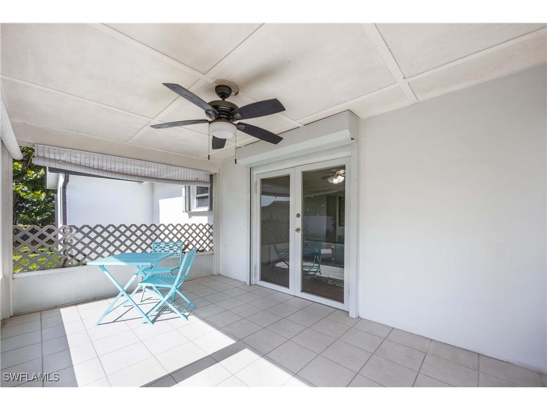 4656 Capri Drive Naples FL 34103 225059310 image21