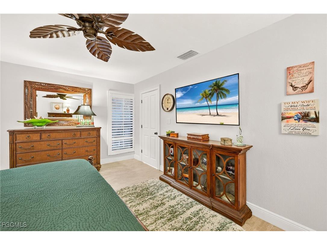 4656 S Landings Drive Fort Myers FL 33919 2025021735 image15