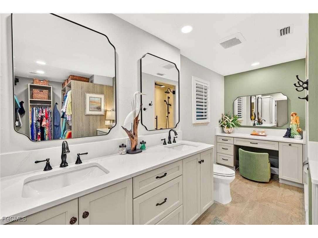 4656 S Landings Drive Fort Myers FL 33919 2025021735 image16