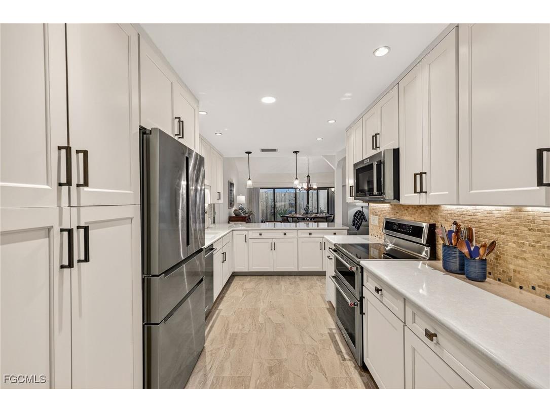 4656 S Landings Drive Fort Myers FL 33919 2025021735 image9