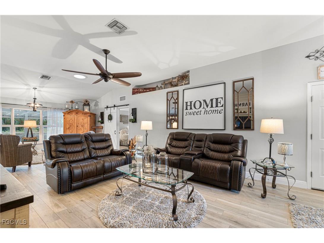 4656 Varsity Circle Lehigh Acres FL 33971 2025025066 image7