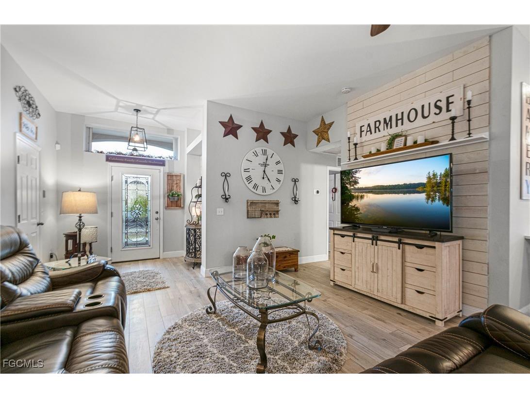 4656 Varsity Circle Lehigh Acres FL 33971 2025025066 image9