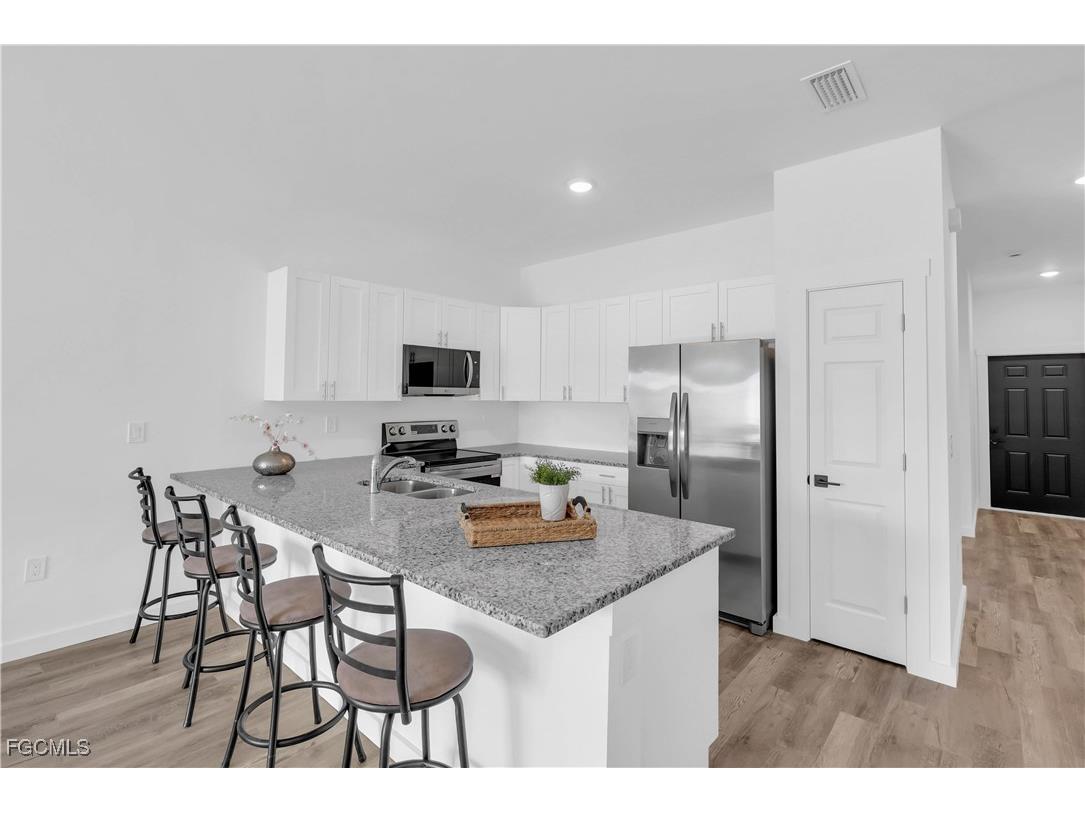 4657/4659 24th Street SW Lehigh Acres FL 33973 2025014107 image8