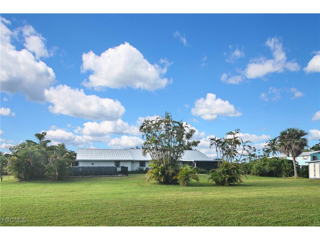 4658 Gulf Shore Road Saint James City FL 33956 2025017402 image14