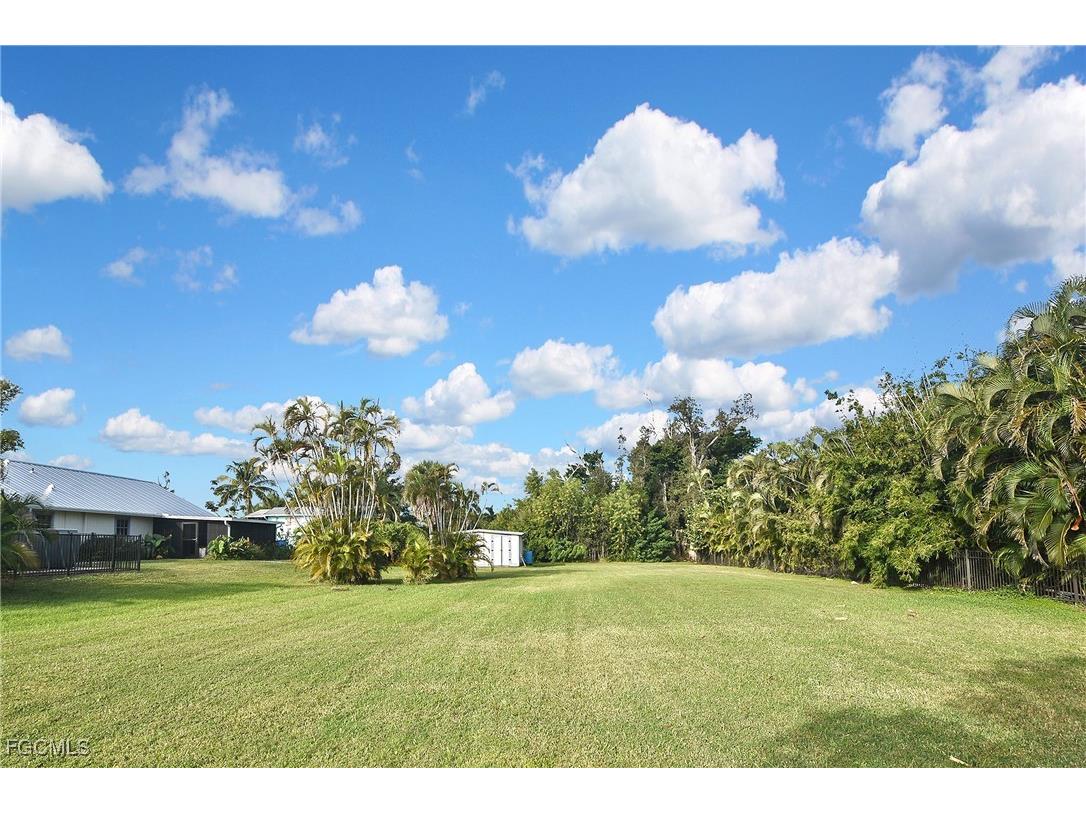 4658 Gulf Shore Road Saint James City FL 33956 2025017402 image7