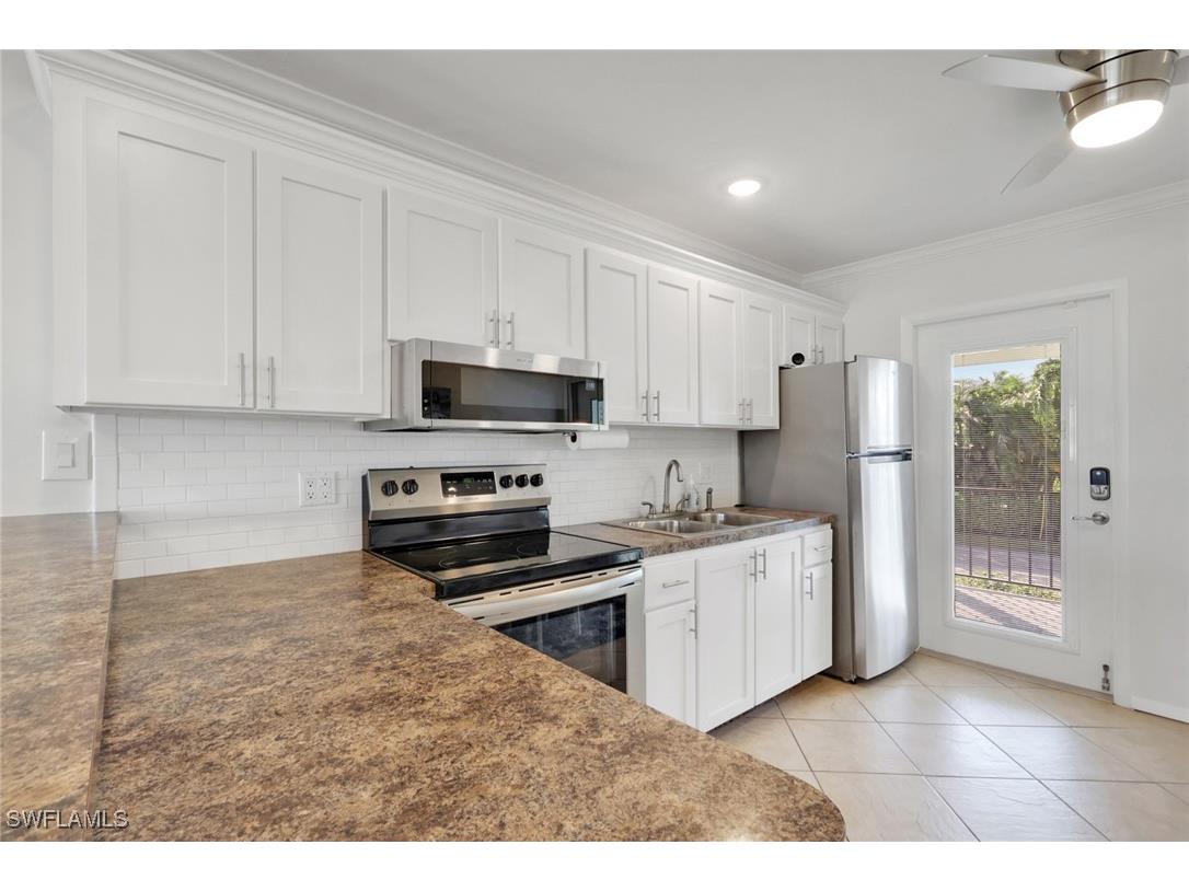 466 12th Avenue S #466 Naples FL 34102 225078863 image12