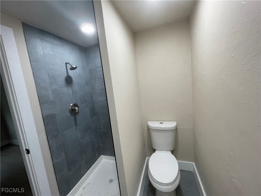 466 Wilma Avenue Fort Myers FL 33905 2025007393 image17