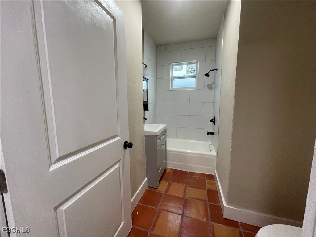 466 Wilma Avenue Fort Myers FL 33905 2025007393 image28