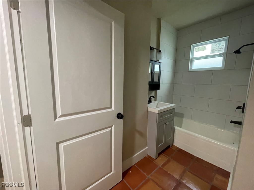 466 Wilma Avenue Fort Myers FL 33905 2025007393 image30