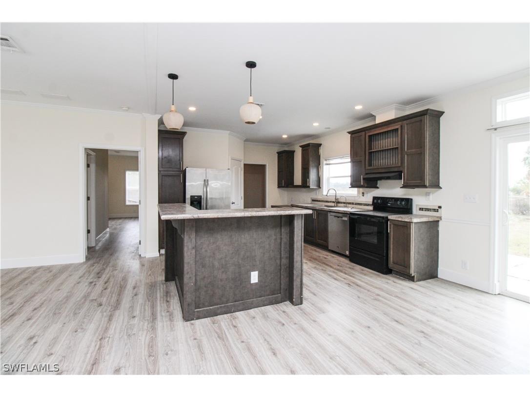 4660 43rd Avenue NE Naples FL 34120 226006654 image11