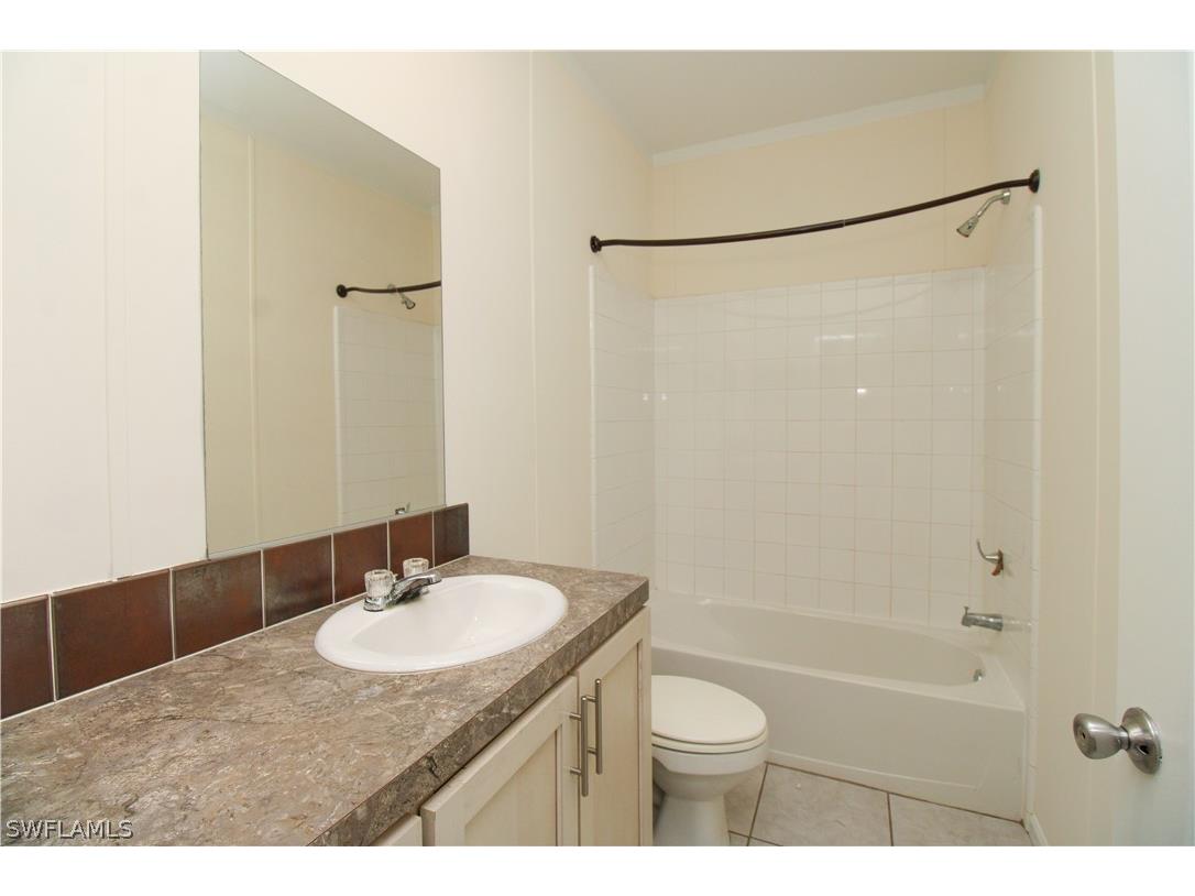 4660 43rd Avenue NE Naples FL 34120 226006654 image23