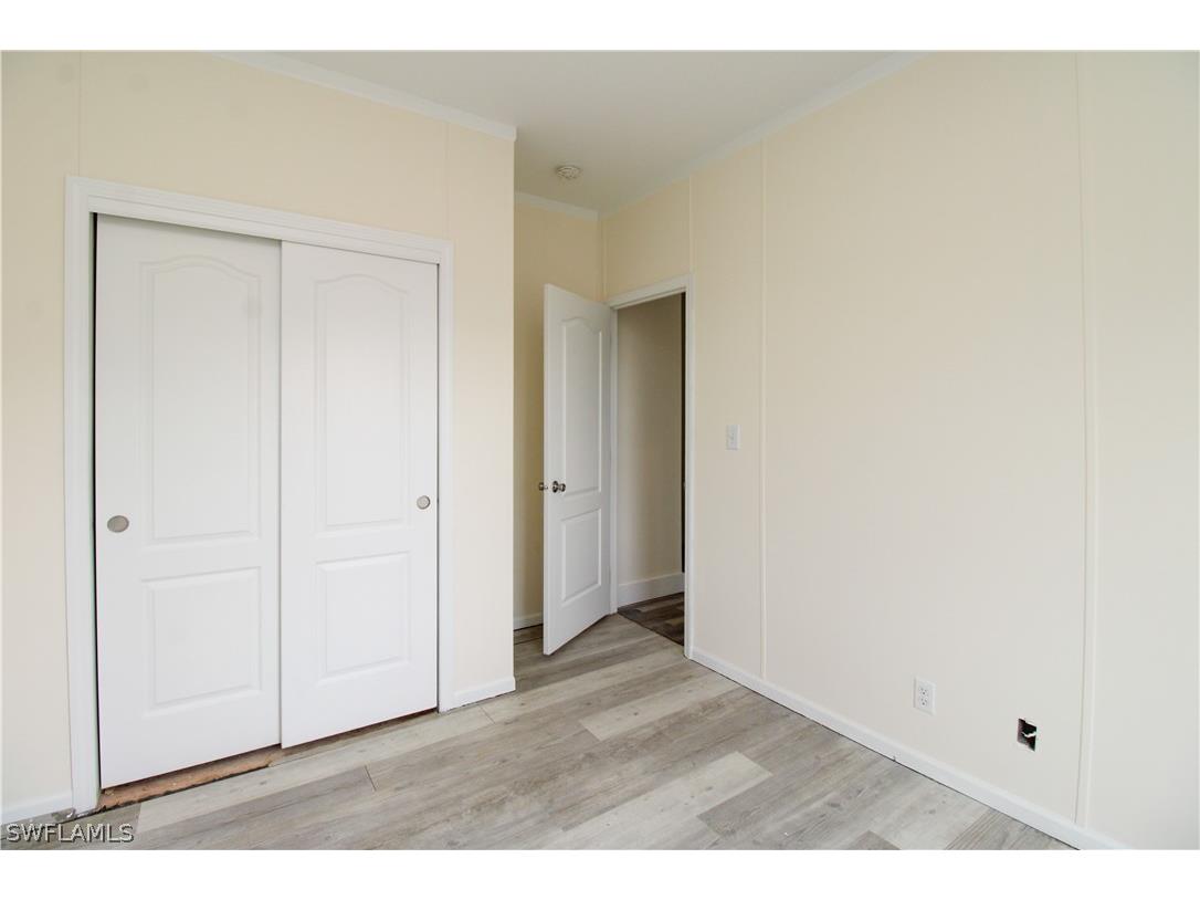 4660 43rd Avenue NE Naples FL 34120 226006654 image26