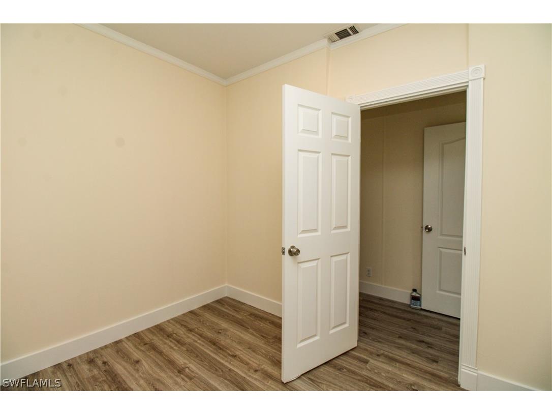 4660 43rd Avenue NE Naples FL 34120 226006654 image31