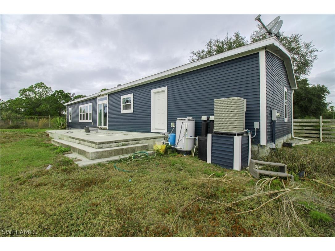 4660 43rd Avenue NE Naples FL 34120 226006654 image42