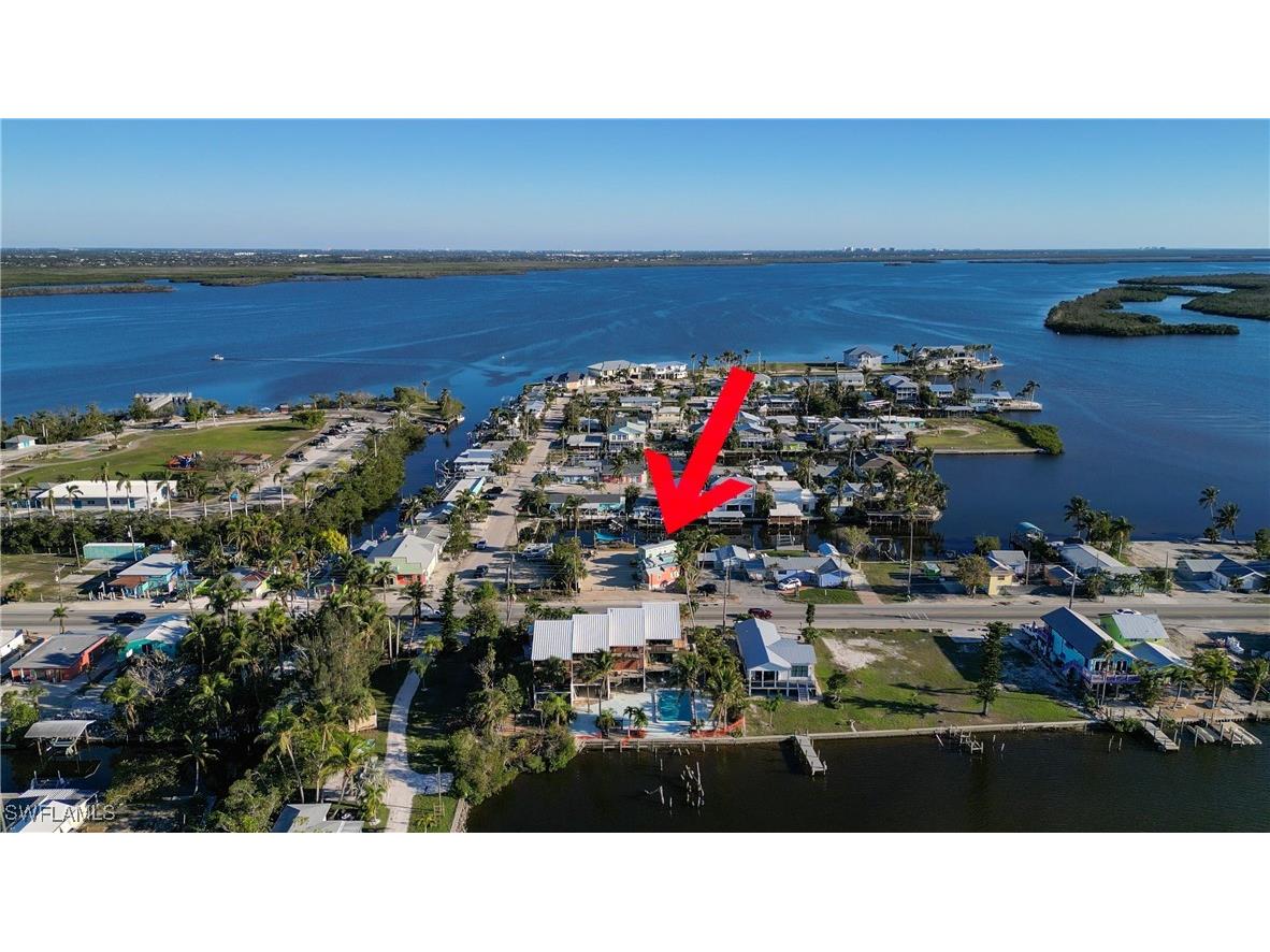 4661 Pine Island Road NW Matlacha FL 33993 224097651 image1