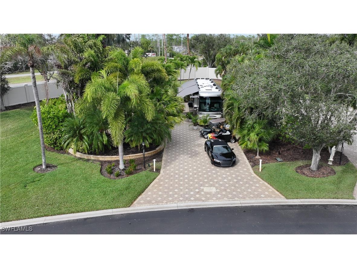 4662 Southern Breeze Drive Naples FL 34114 225081493 image2