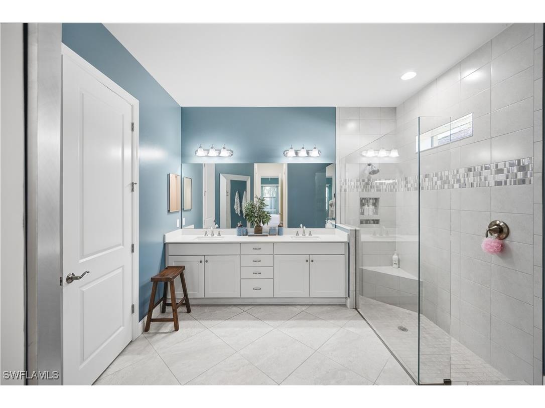 4664 Abaca Circle Naples FL 34119 225082759 image10