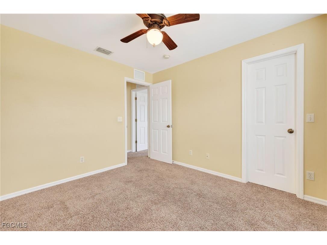 4664 Varsity Circle Lehigh Acres FL 33971 2025024859 image13