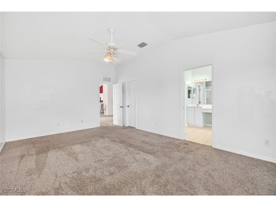 4664 Varsity Circle Lehigh Acres FL 33971 2025024859 image16