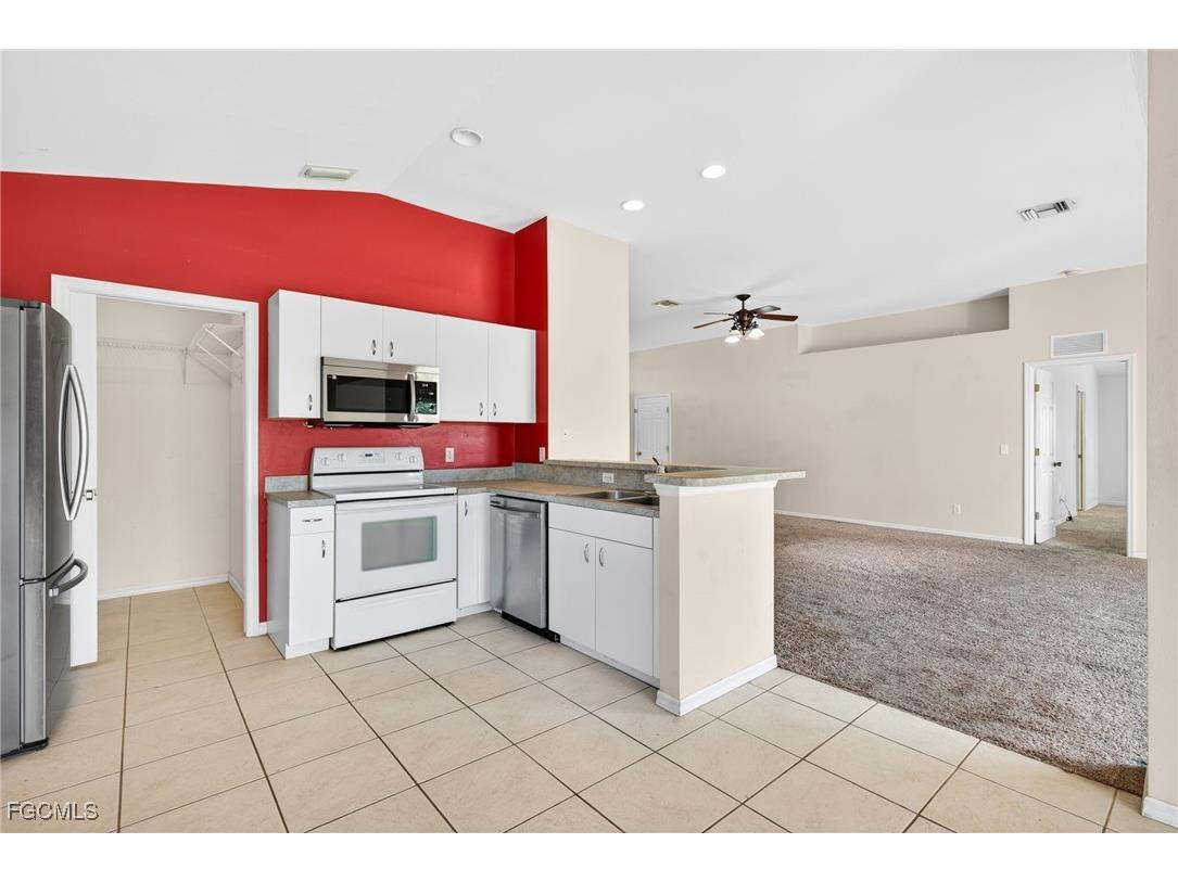 4664 Varsity Circle Lehigh Acres FL 33971 2025024859 image22